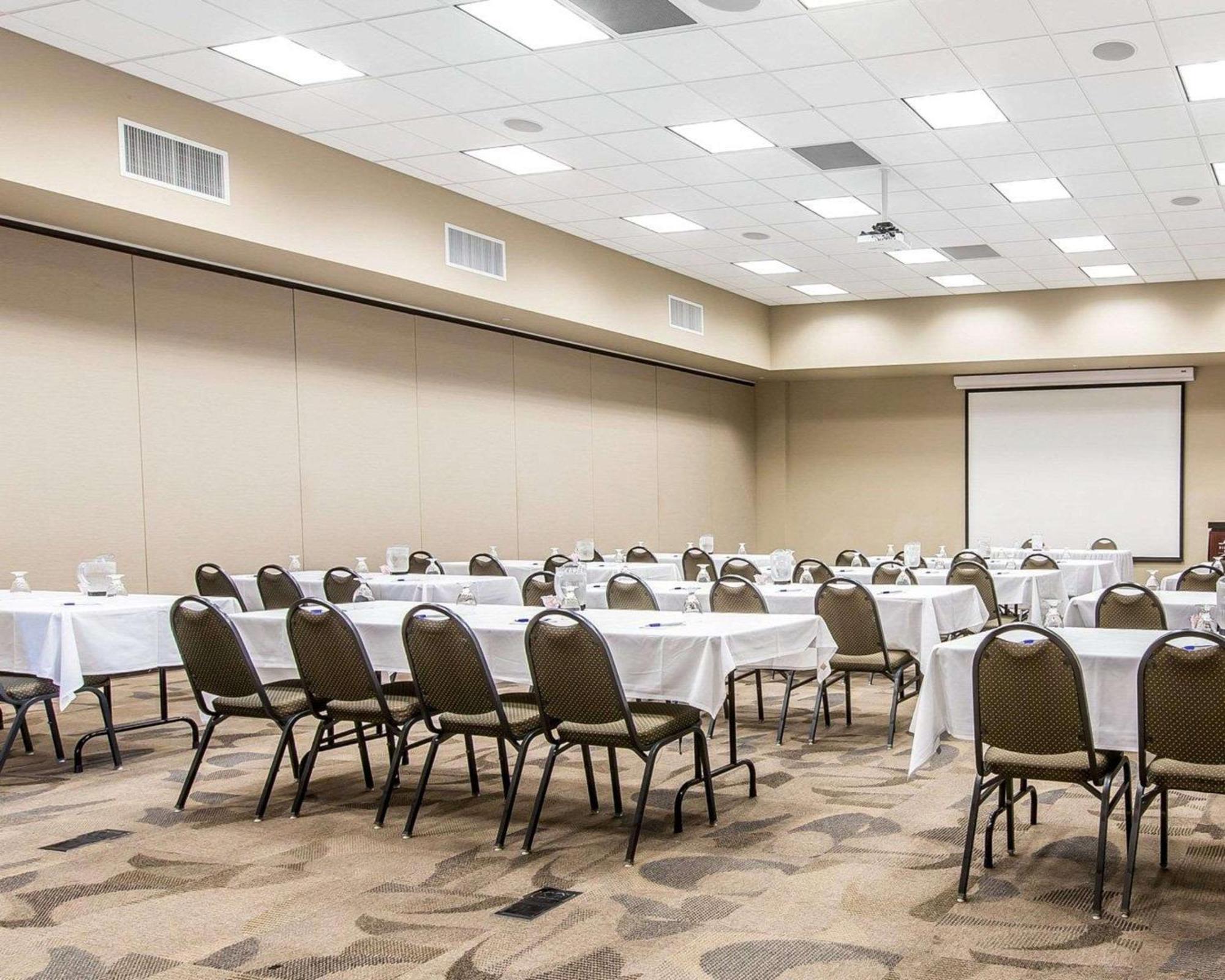 Big Horn Resort, Ascend Hotel Collection Billings Bagian luar foto